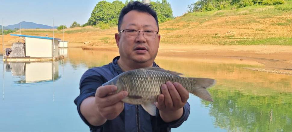 청풍신리낚시터 허리급외 월척마릿수 조황입니다 (조황조행기 - 충주호조황속보)