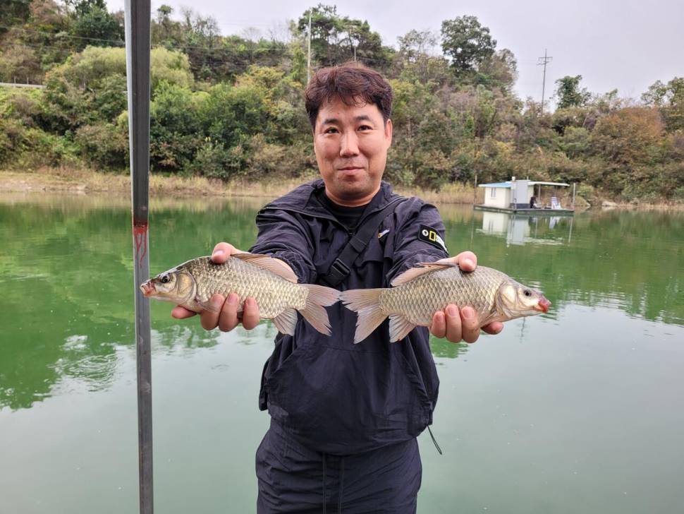 청풍 실리곡낚시터 조황입니다 (조황조행기 - 충주호조황속보)