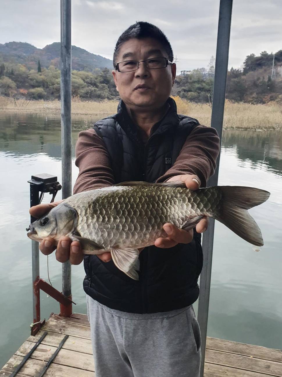 실리곡낚시터 41cm 조황입니다 (조황조행기 - 충주호조황속보)