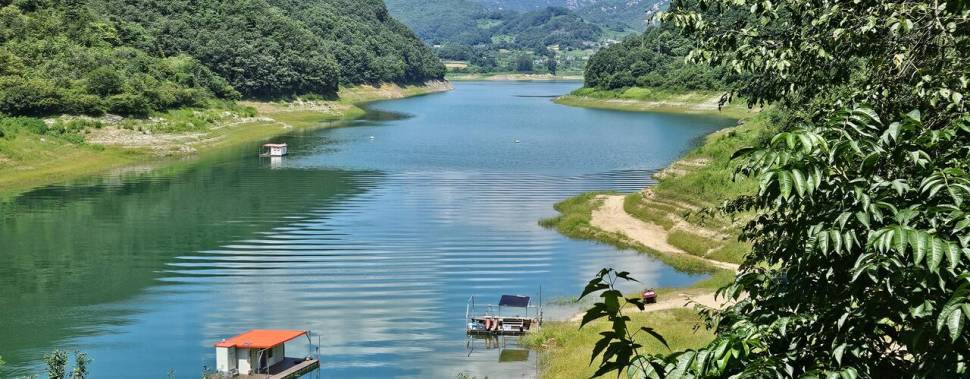 청풍 실리곡낚시터 4짜4짜 조황입니다 (조황조행기 - 충주호조황속보)
