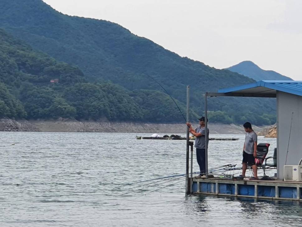 목벌4짜및월척들 주말조황입니다 (조황조행기 - 충주호조황속보)