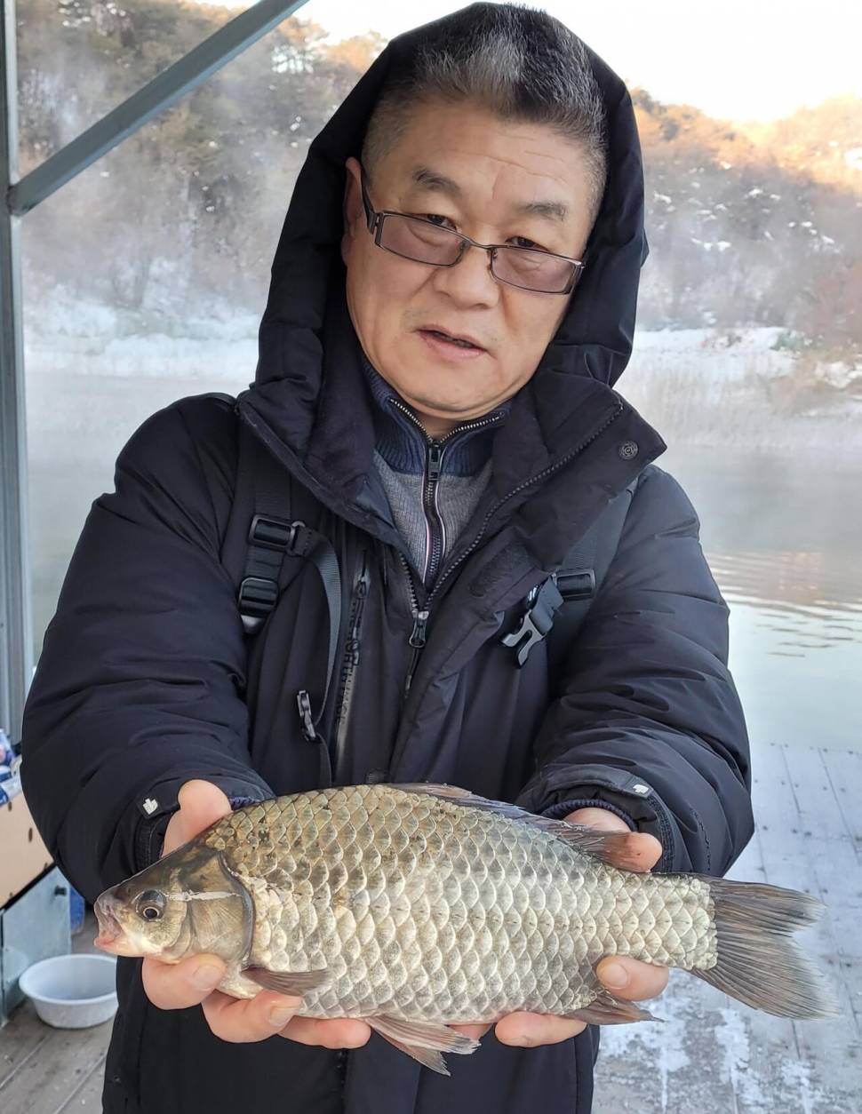 실리곡낚시터 4짜외 허리급입니다 (조황조행기 - 충주호조황속보)