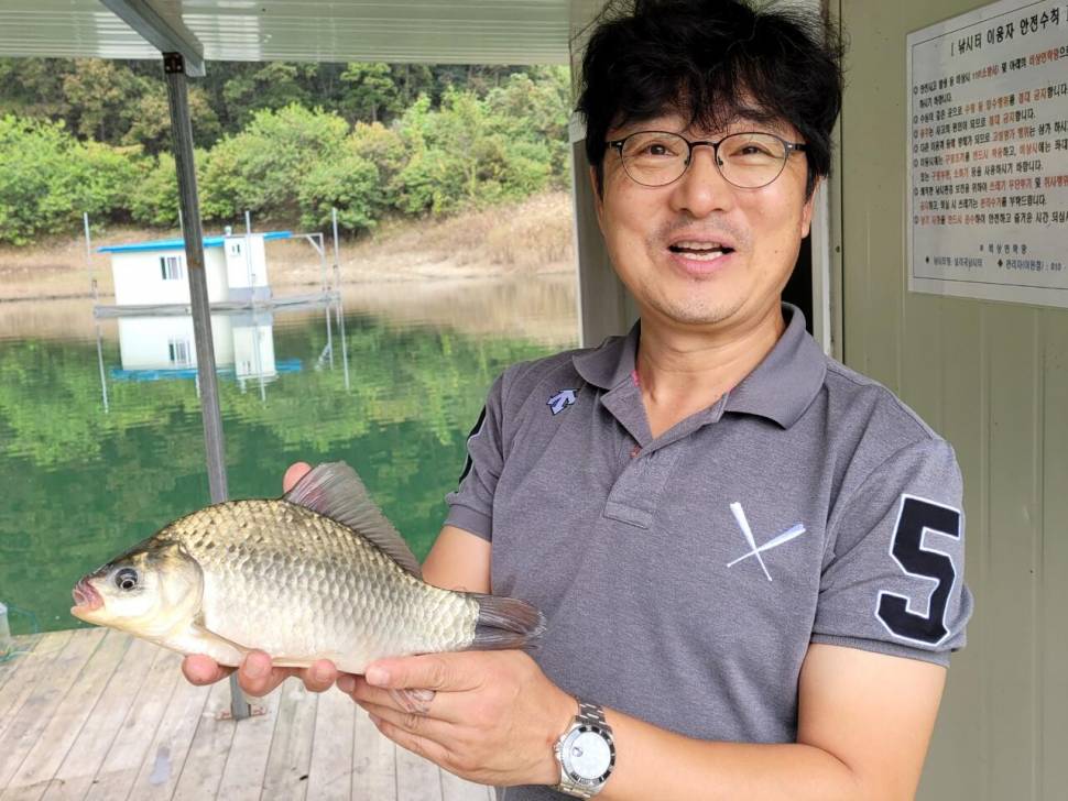 실리곡낚시터 조황입니다 (조황조행기 - 충주호조황속보)
