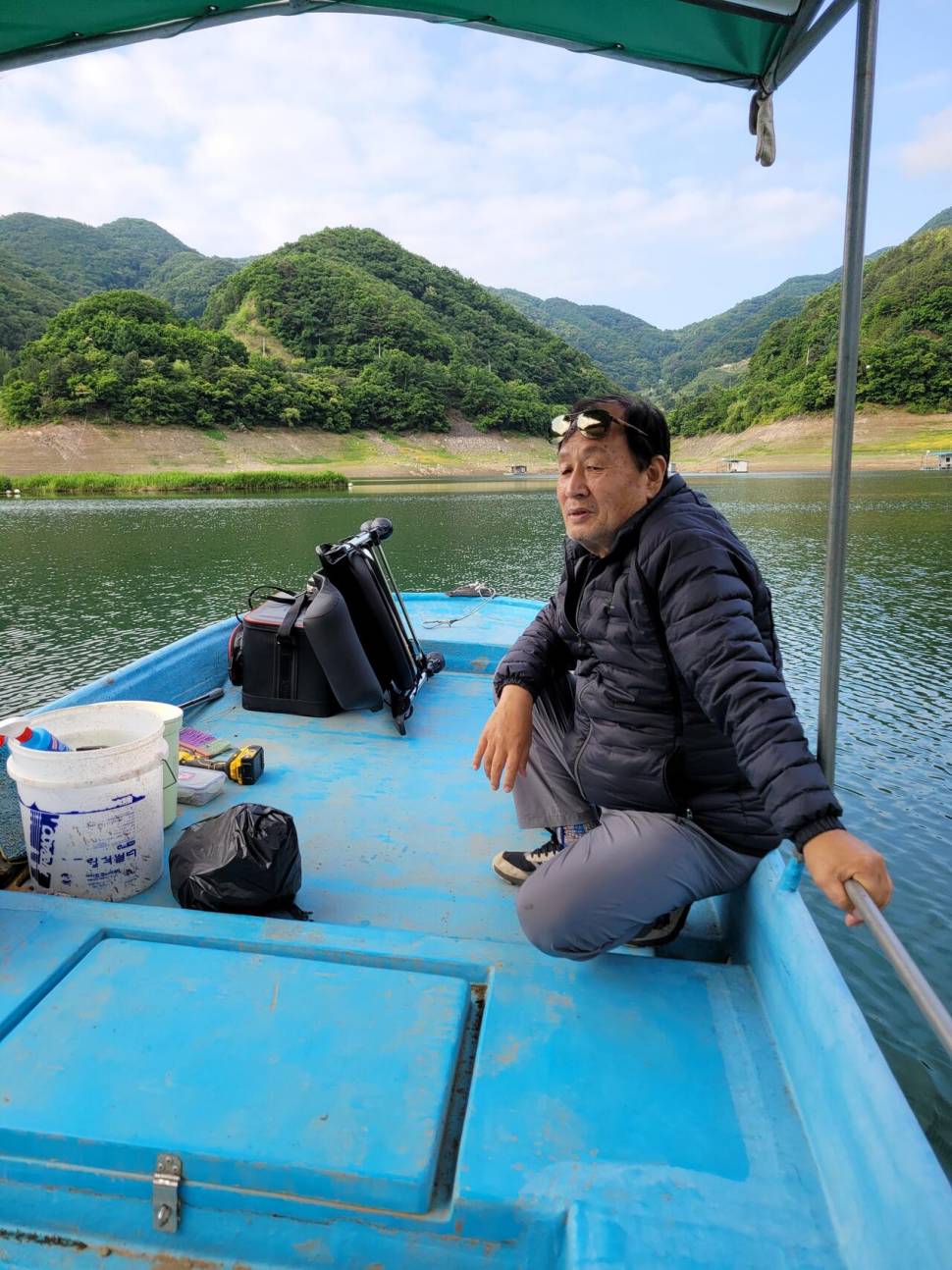 연일사짜행진 및 월척소식 (조황조행기 - 충주호조황속보)