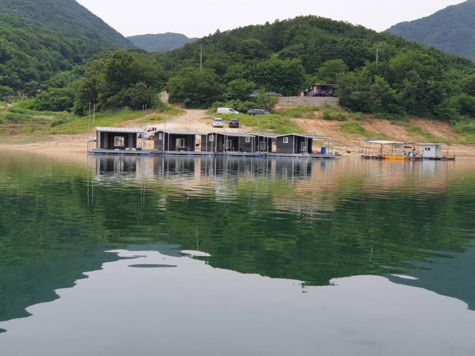 안녕하세요솔낚시터 입니다 (조황조행기 - 충주호조황속보)