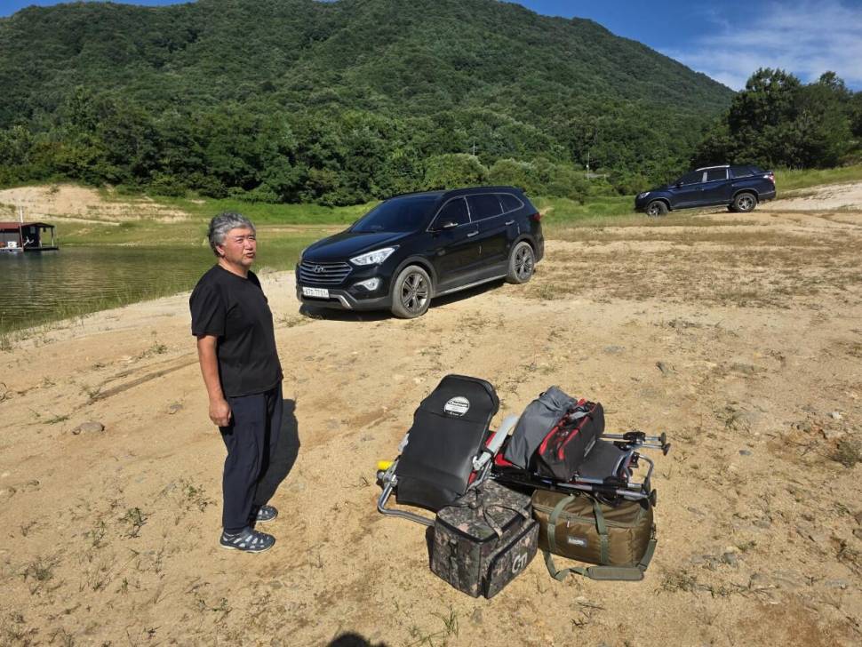 솔낚시터 사짜 및 허릿급 월척 소식입니다 (조황조행기 - 충주호조황속보)