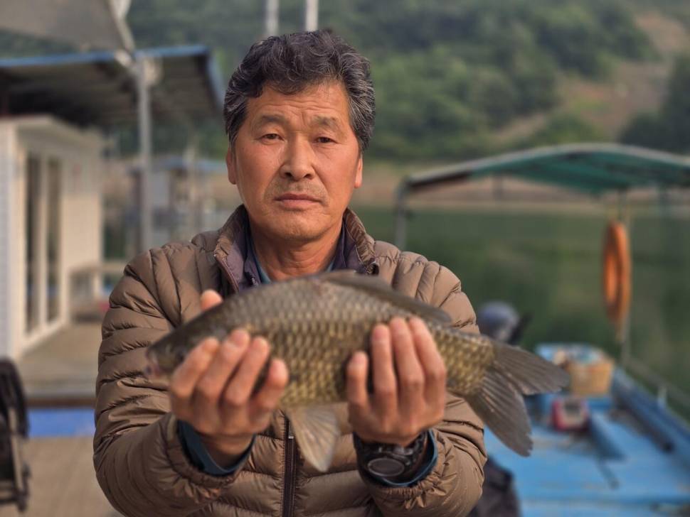 오늘도 대물들이 (조황조행기 - 충주호조황속보)