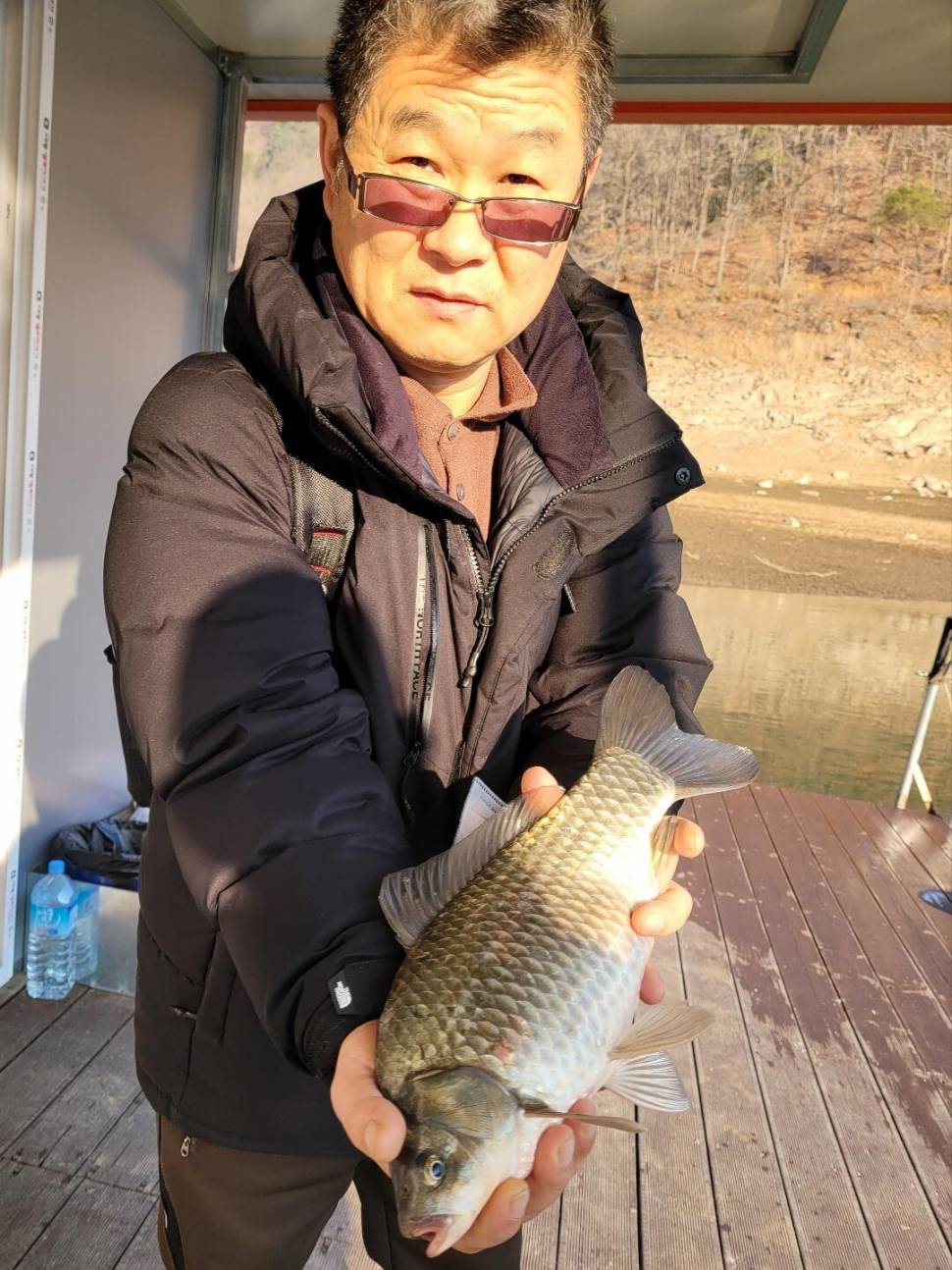 실리곡낚시터 허리급 조황입니다 (조황조행기 - 충주호조황속보)