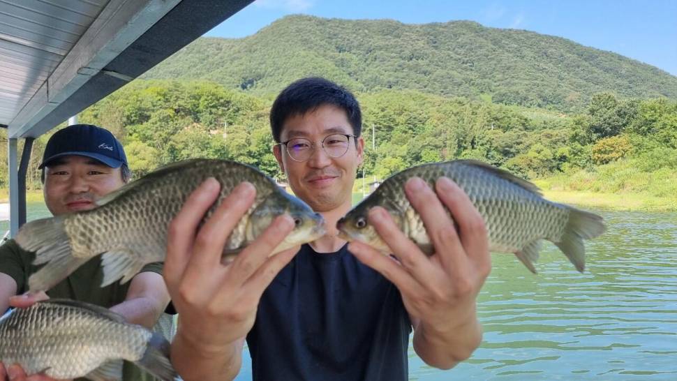 솔낚시터 허리급 조황 소식입니다 (조황조행기 - 충주호조황속보)