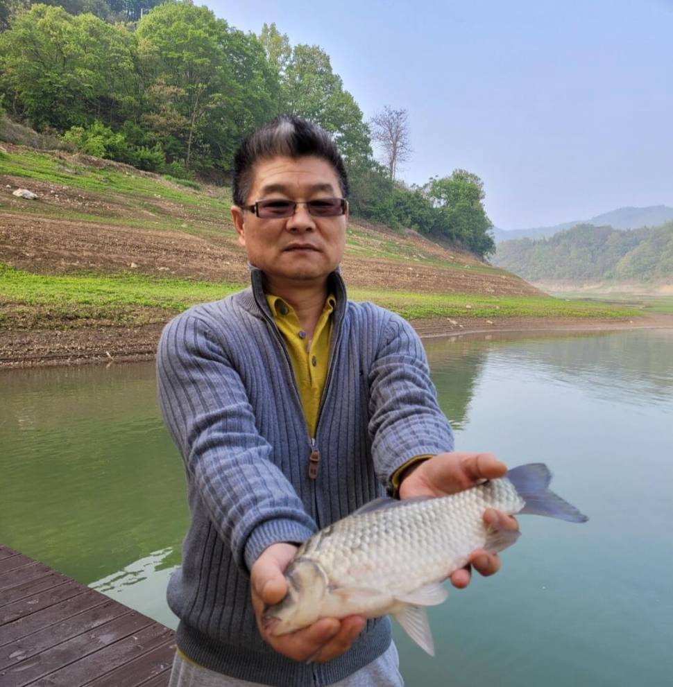 실리곡낚시터 조황입니다 (조황조행기 - 충주호조황속보)