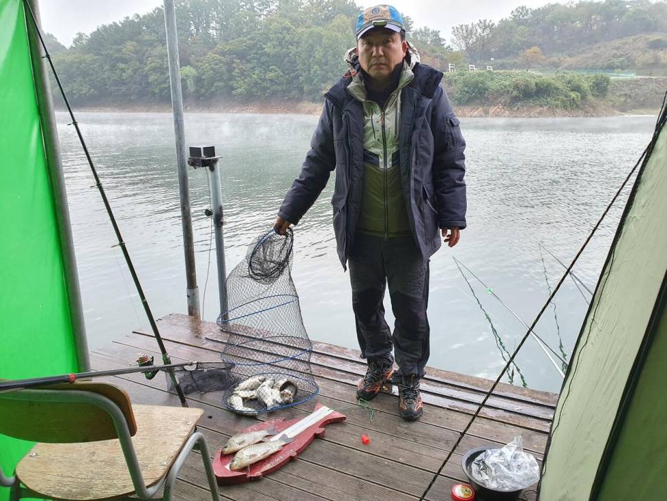 용곡 김기호 낚시터 허리급 조황입니다 (조황조행기 - 충주호조황속보)