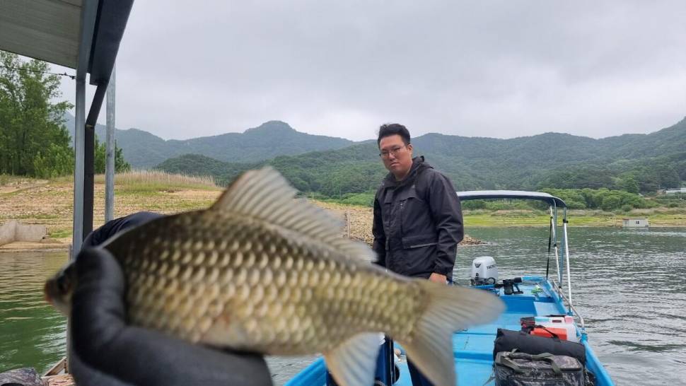 솔낚시터 조황 소식입니다 (조황조행기 - 충주호조황속보)