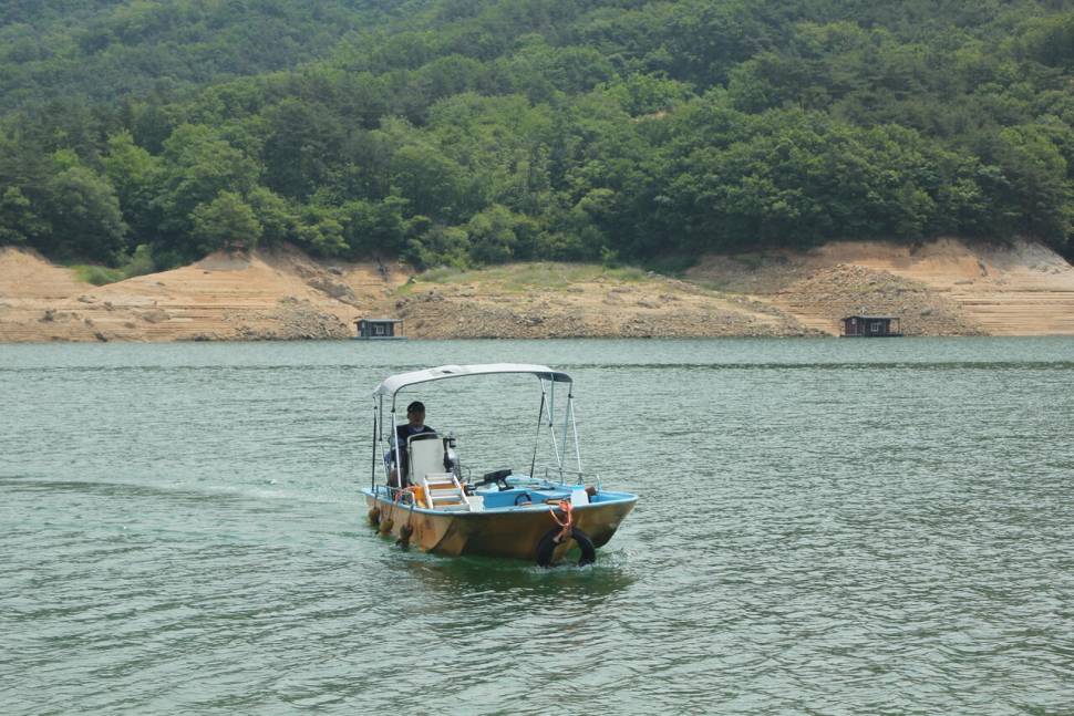 솔낚시터 사짜가 또 나왔습니다 (조황조행기 - 충주호조황속보)