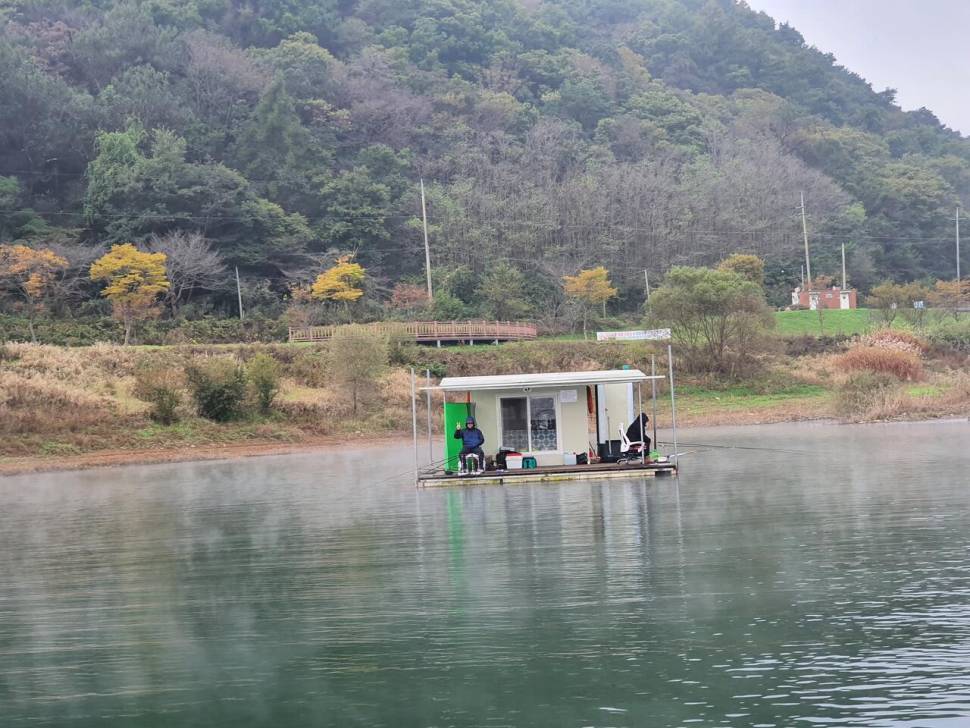 용곡 김기호 낚시터 조황정보 입니다 (조황조행기 - 충주호조황속보)
