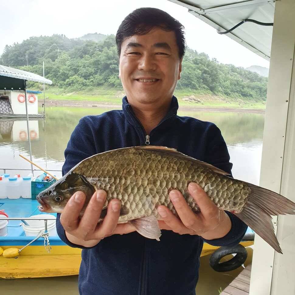 실리곡낚시터 4짜허리급 조황입니다 (조황조행기 - 충주호조황속보)
