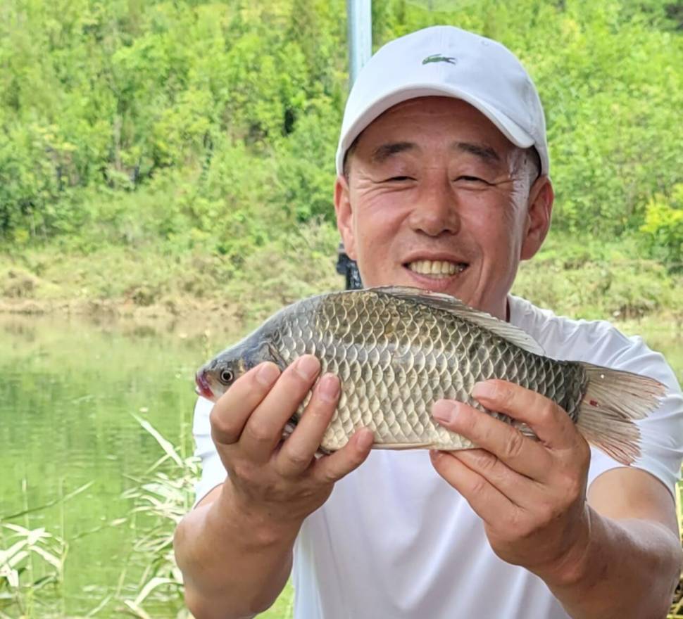 실리곡낚시터 허리급 조황입니다 (조황조행기 - 충주호조황속보)