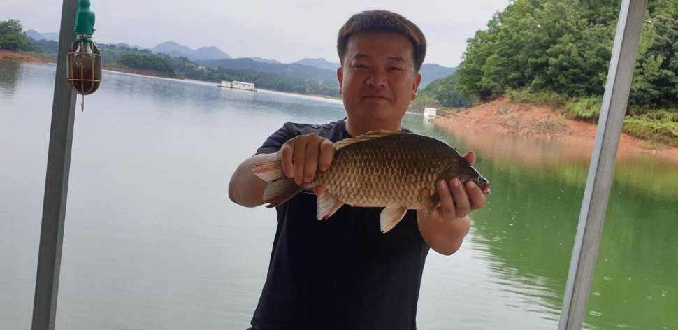 충주호 짱가네낚시터 (조황조행기 - 충주호조황속보)