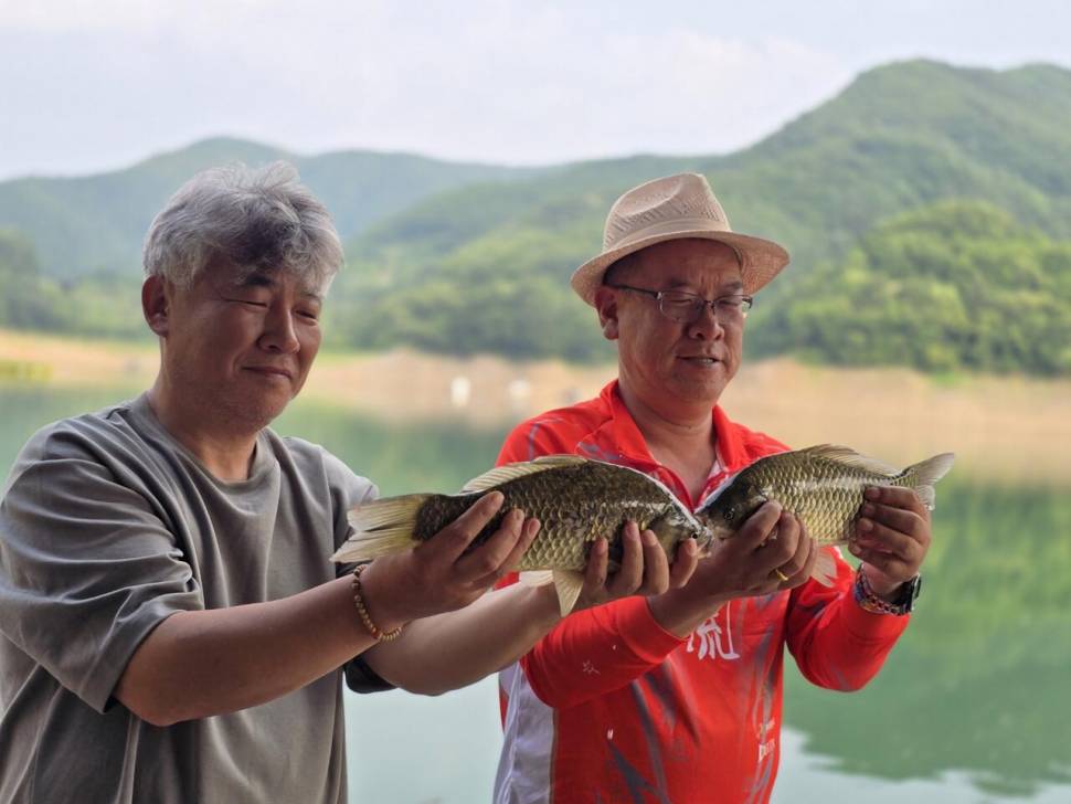 목벌 대물들과 주말조황 (조황조행기 - 충주호조황속보)