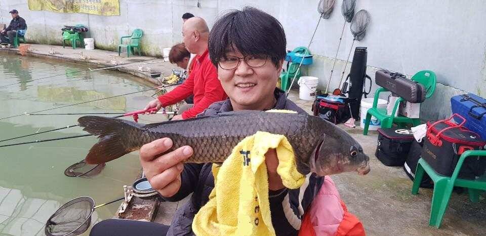 여주낚시터 개장 출조 (유료터정보 - 유료터조행기)