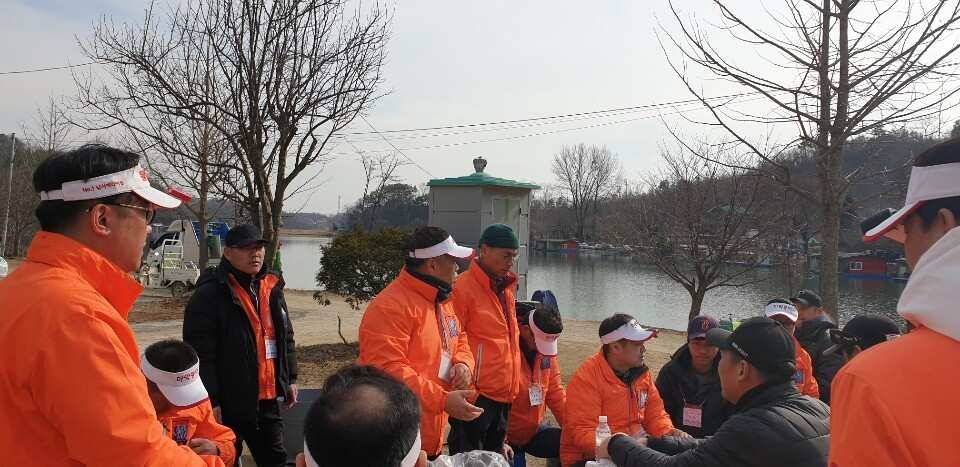 마약붕어 시조회 (유료터정보 - 유료터조행기)