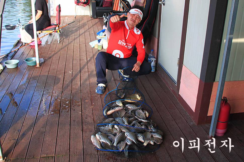 대박 맞지요 만정낚시터 (유료터정보 - 유료터조행기)