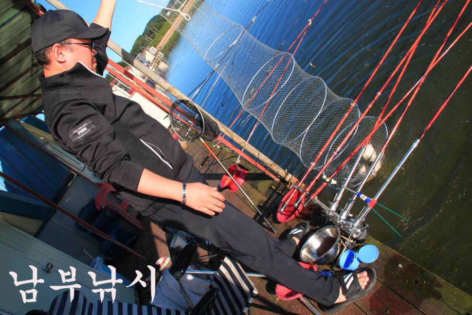 만정낚시터 4주째 대박 행진 (유료터정보 - 유료터조행기)