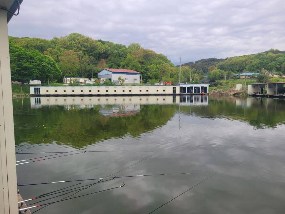 붕슐랭가이드 경기 화성 당골낚시터 – 10m 강풍 속에서도 평온을 찾을 수 있는 곳 (유료터정보 - 유료터조행기)