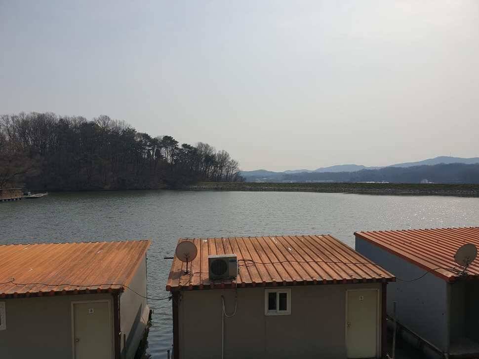 봄숲속 낚시산우물낚시터 (유료터정보 - 유료터조행기)