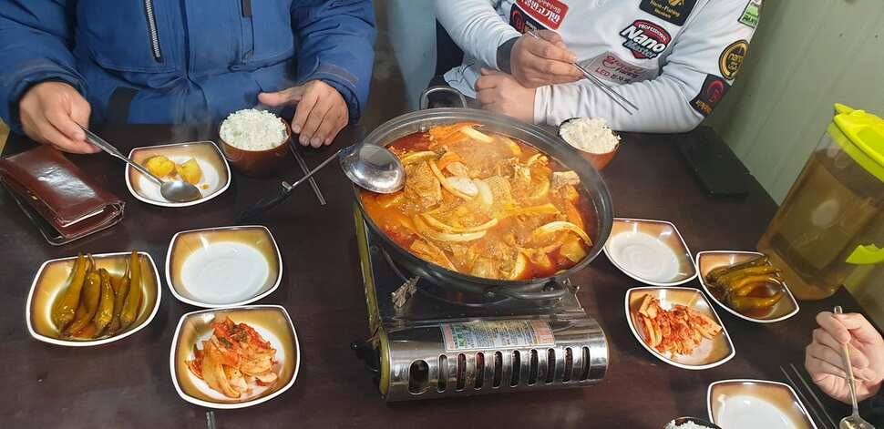 역시 낚시는 평일 낚시지 (유료터정보 - 유료터조행기)