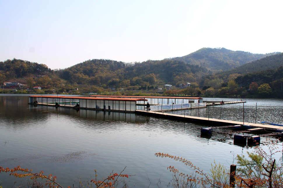 바람 불고 파도쳐도 입질은 한다 냉정낚시터 (유료터정보 - 유료터조행기)