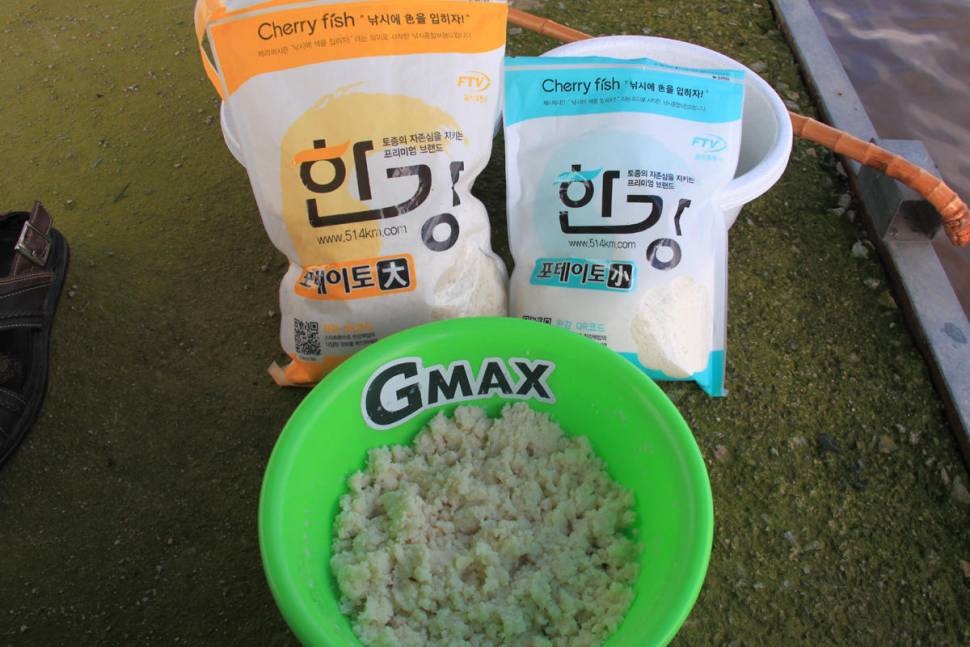비가 왔어도 잘 나오네요 ― 만정낚시터 (유료터정보 - 유료터조행기)