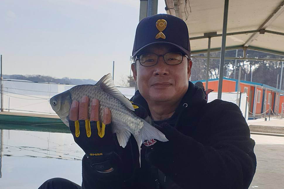 봄날 냉정낚시터 아산 (유료터정보 - 유료터조행기)