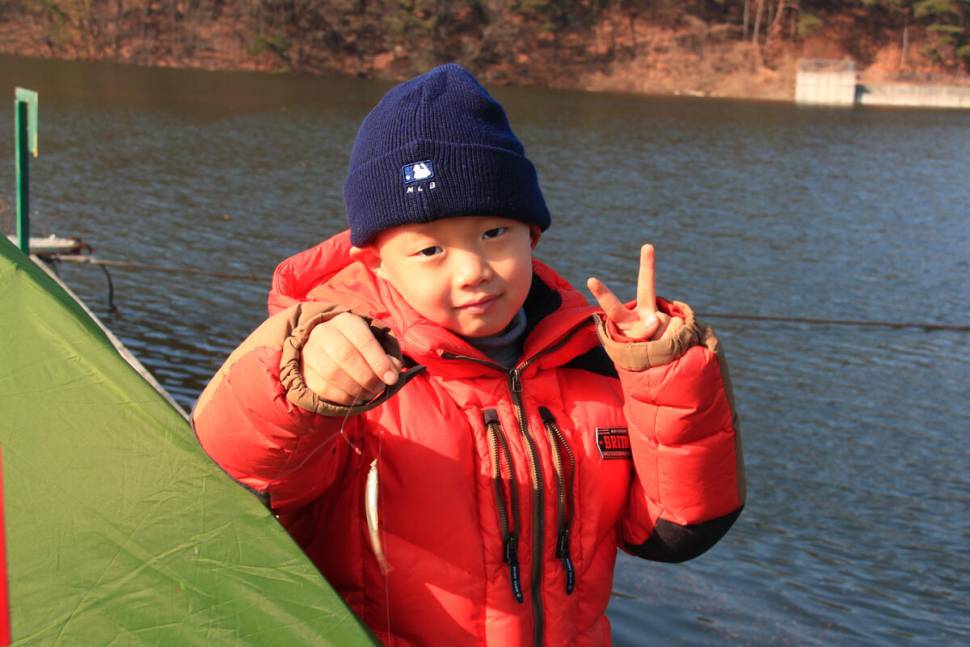 아주 신났습니다 마둔낚시터 빙어 (유료터정보 - 유료터조행기)