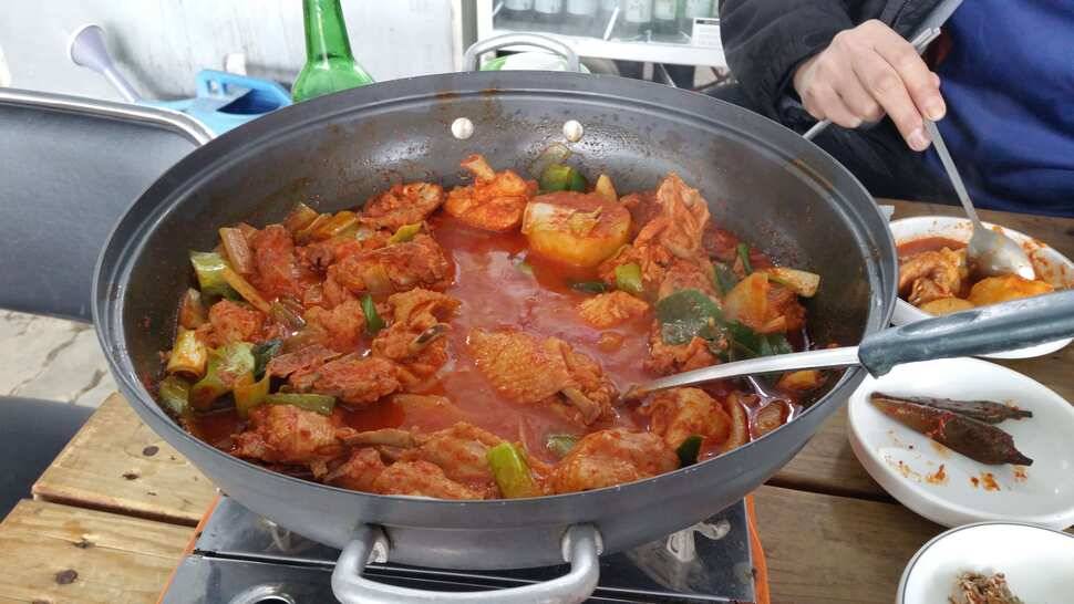 초당낚시터에서 지인분과 힐링 (유료터정보 - 유료터조행기)