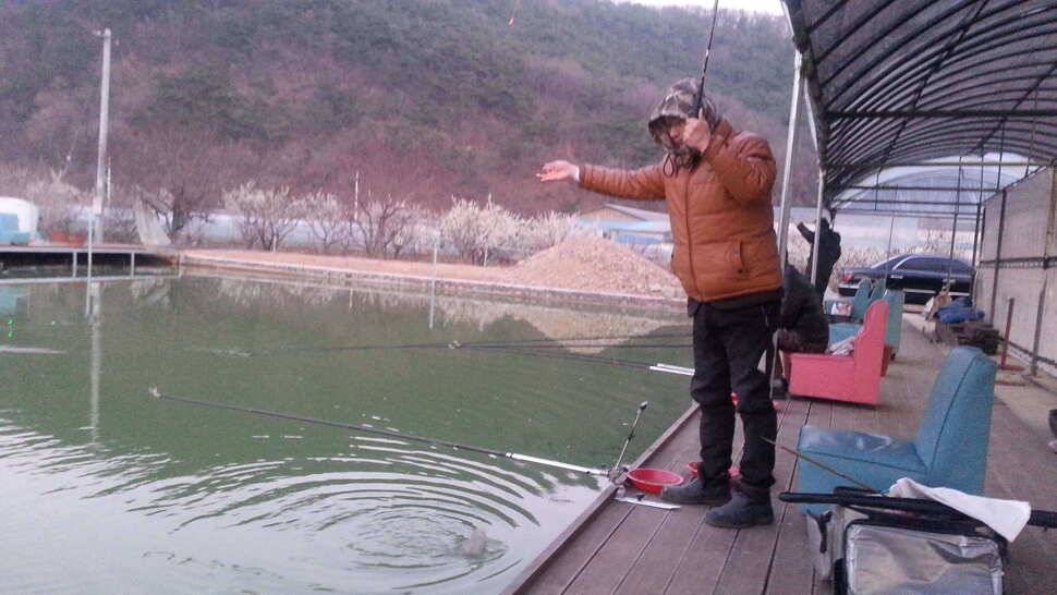 고요한밤거룩한밤어둠에 입질없는밤나혼자만ㅠ (유료터정보 - 유료터조행기)