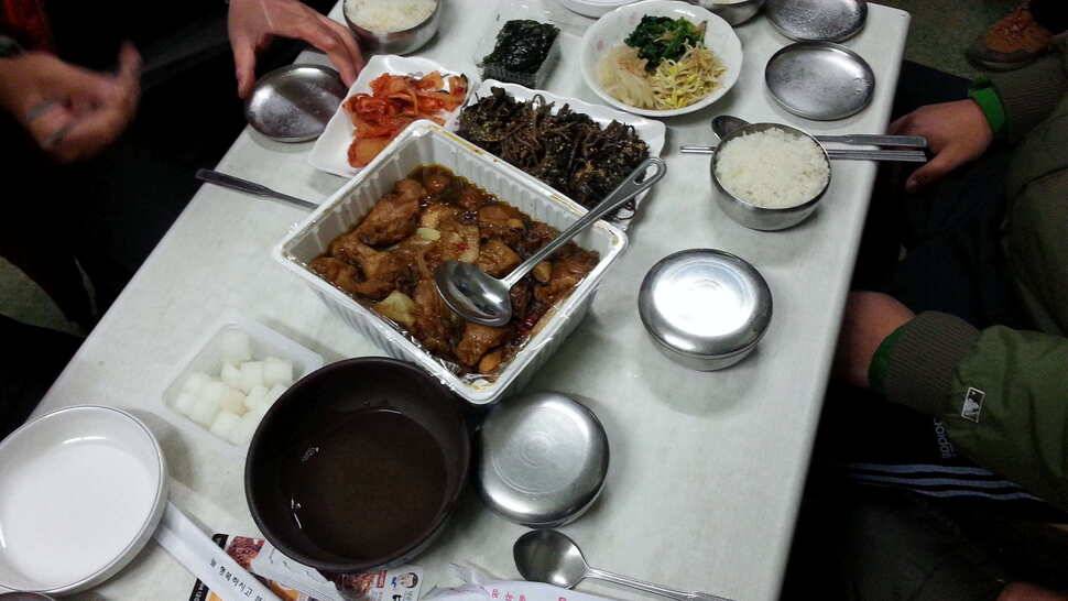 물돼지 향어손맛 (유료터정보 - 유료터조행기)
