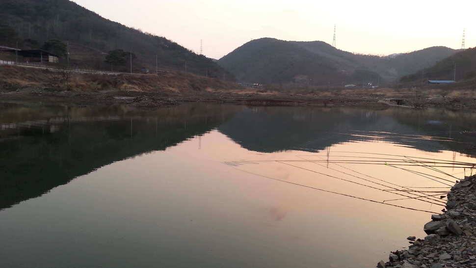 고요한밤거룩한밤어둠에 입질없는밤나혼자만ㅠ (유료터정보 - 유료터조행기)