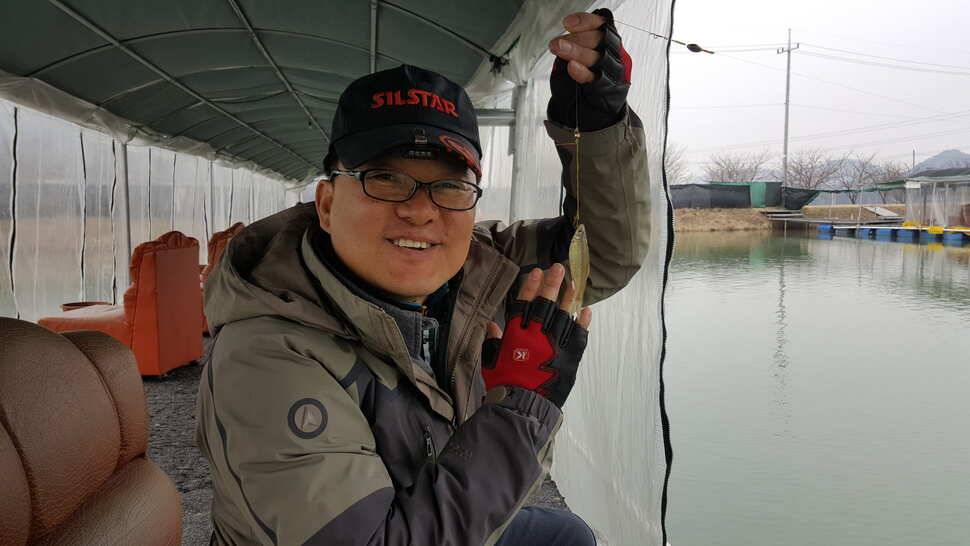 도다리도 잡고 붕순이도 잡고 (유료터정보 - 유료터조행기)