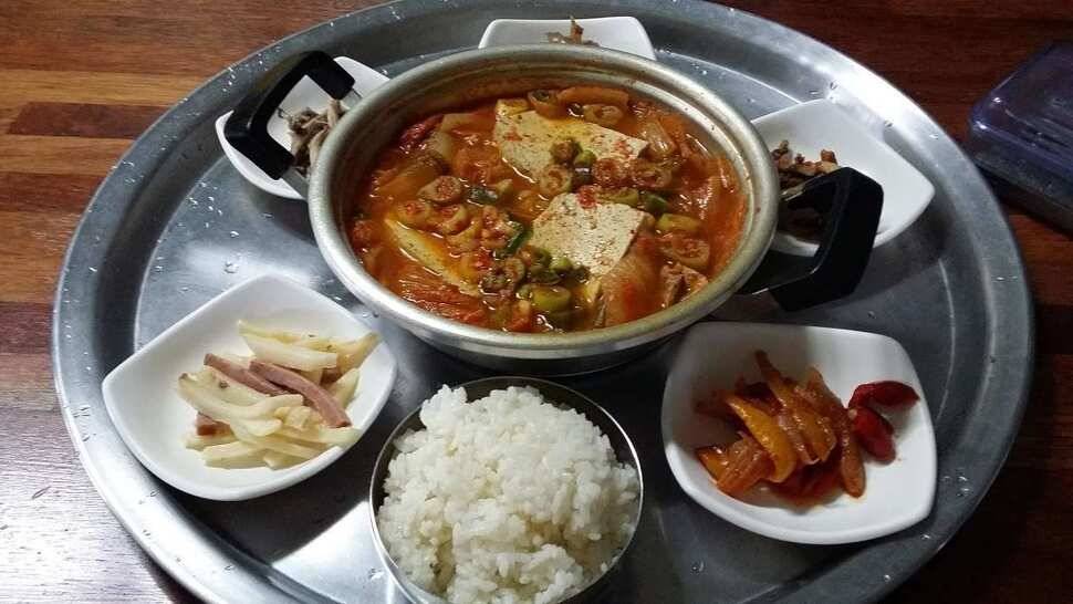 군위비들지 첫 걸음 괴물들과의 만남 (유료터정보 - 유료터조행기)