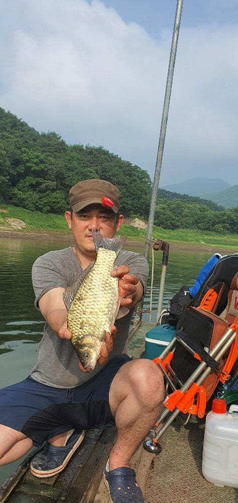 오름수위를 준비하는 명서 4짜 소식 덩어리급 소식이 이어지는 목벌낚시터 (조황조행기 - 특파원조황)