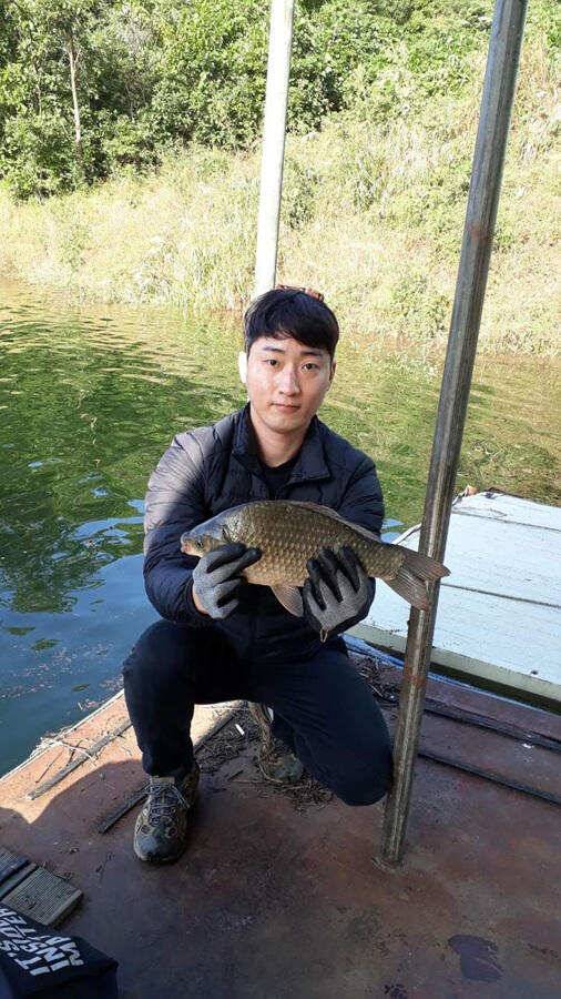 하천낚시터 40 43cm 대물붕어 서유석낚시터 장어소식6일조황 (조황조행기 - 특파원조황)