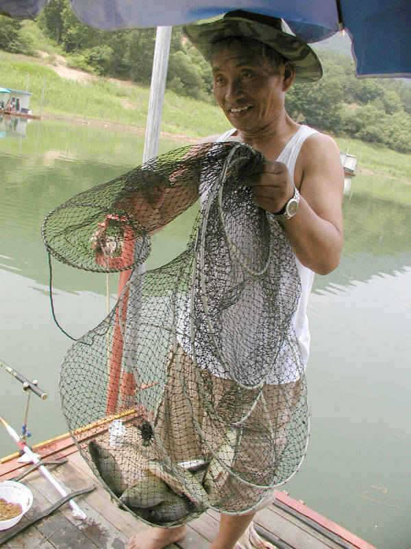 충주호 명서 하천 솔낚시터 조황 소식입니다 (조황조행기 - 특파원조황)