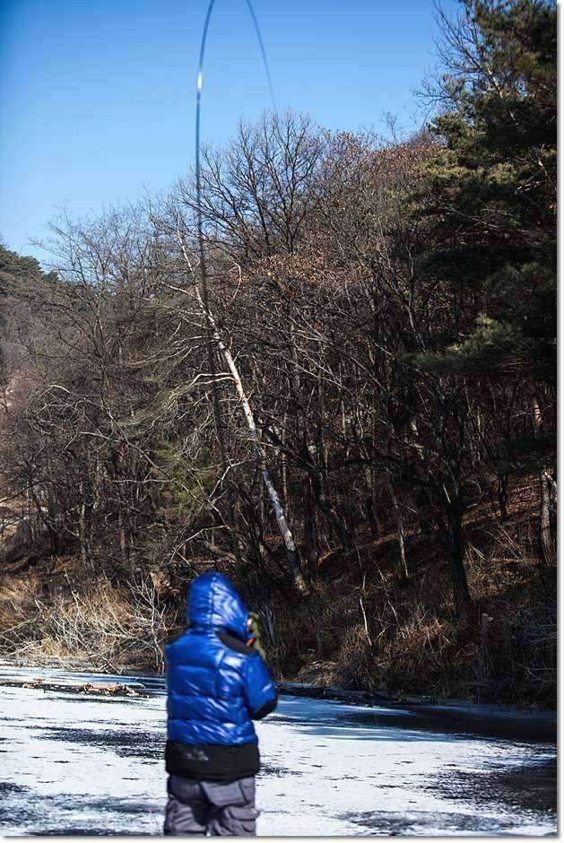 충주호 겨울 소식 (조황조행기 - 특파원조황)