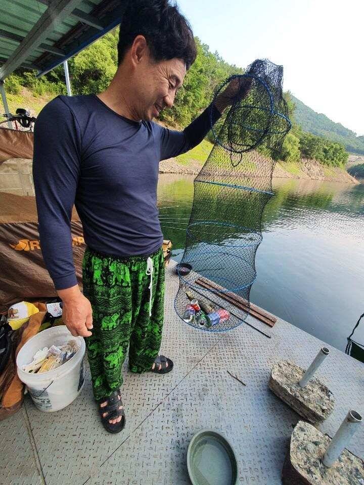 솔 42 43cm 대물붕어 목벌에도 4짜 꽃바위 키로급장어 허리급 붕어조황 (조황조행기 - 특파원조황)