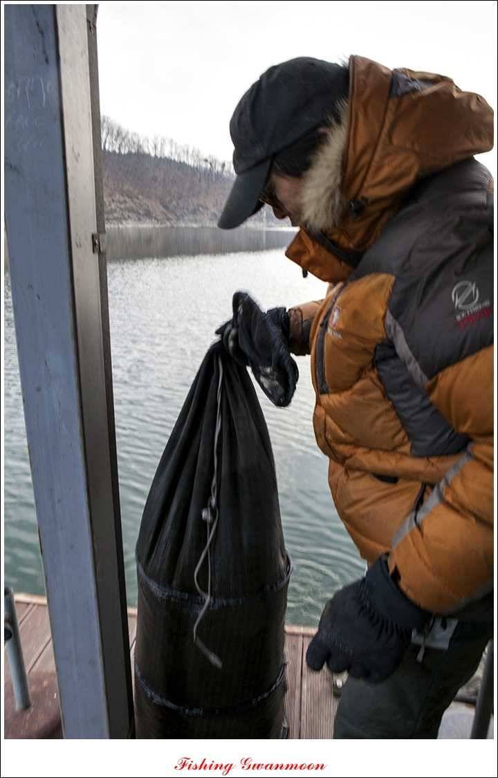 신매 41 cm40 cm 제일 짱가네한버들 월척 (조황조행기 - 특파원조황)