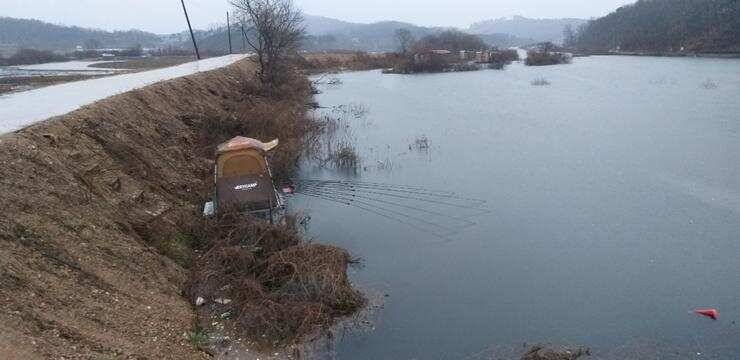 고삼지비내리는날 노지포인트 (조황조행기 - 특파원조황)