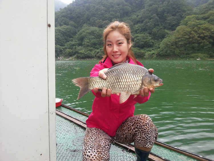 명서리 월척에 마릿수조과 솔낚시터 소식 (조황조행기 - 특파원조황)