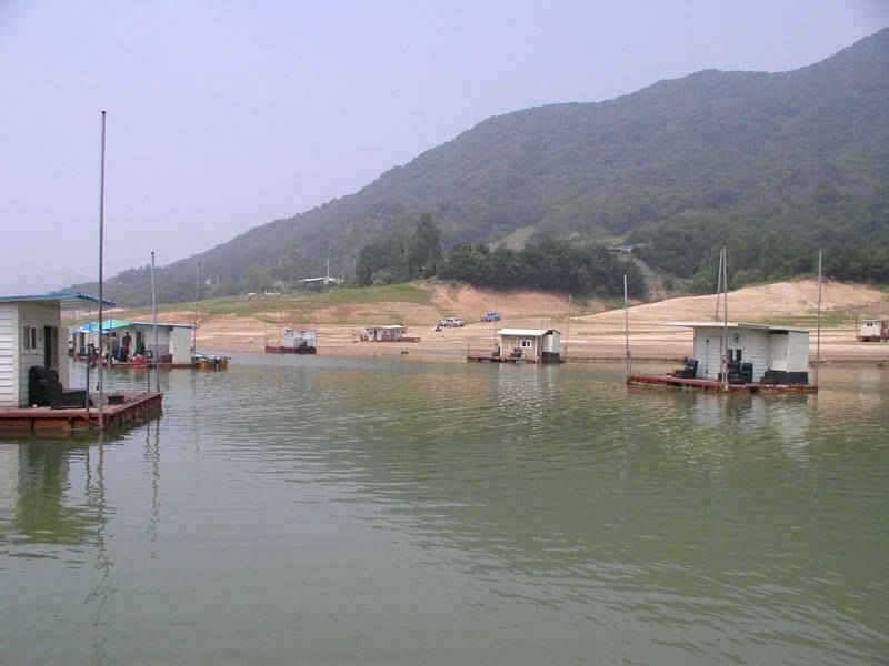 충주호 쌍둥이 월척 드디어 월척이 입을 벌리기 시작했습니다 (조황조행기 - 특파원조황)