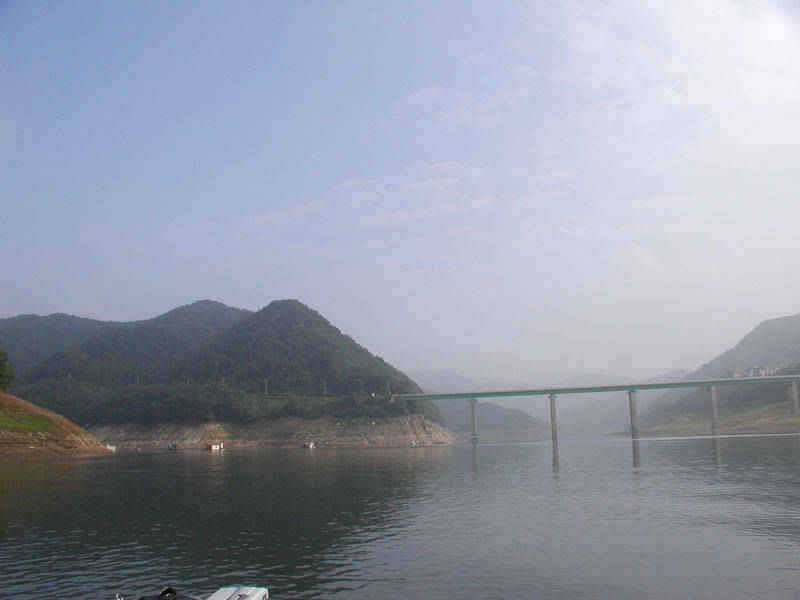 충주호 오름수위속에 마릿수 조황을 보이는 하천낚시터 (조황조행기 - 특파원조황)