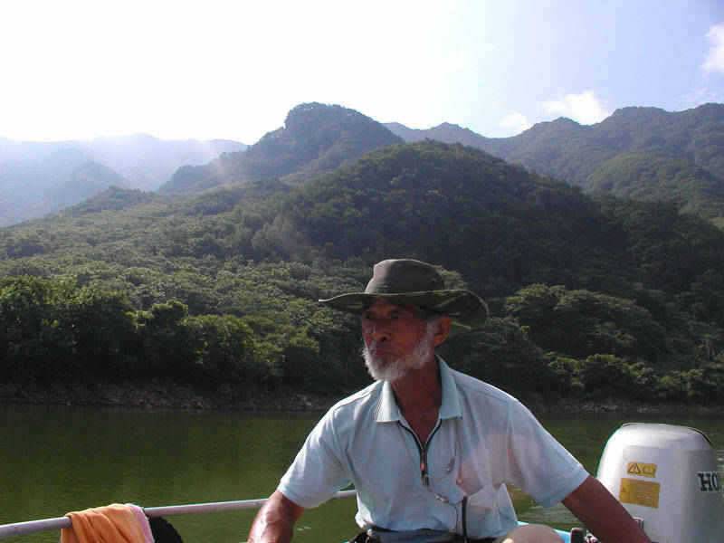 충주호 하천 명서낚시터 소식입니다 (조황조행기 - 특파원조황)